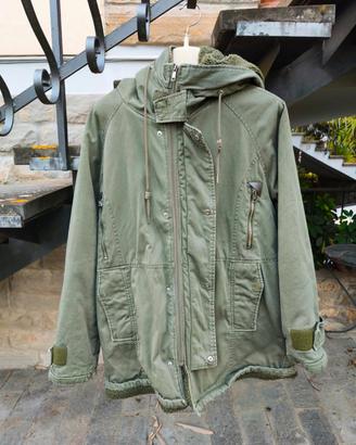 Cappotto stile cargo invernale verde Zara