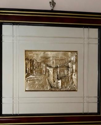 Quadro vintage con rilievo in metallo e cornice in