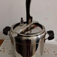 Pentola a pressione in acciaio Aeternum 