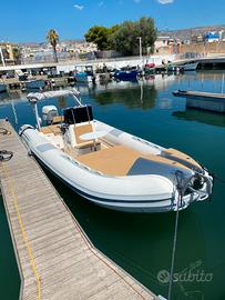 Gommone 7 metri con carrello