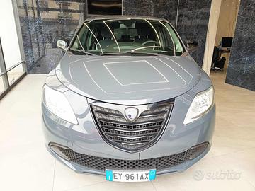LANCIA Ypsilon 1.2 69 CV 5 porte Gold