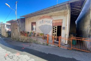 Casa Indipendente - Castiglione di Sicilia