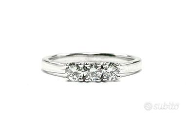 Anello Trilogy 0.40ct
