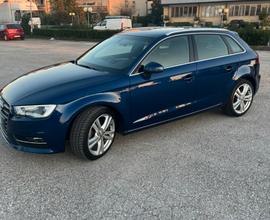 Audi A3 Sportback g-tron blu metallizzato