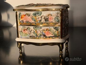 Capodimonte portagioie