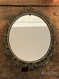 Specchio fine ‘800 in metelli dorato stile barocco