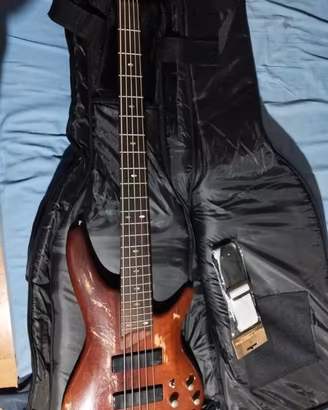 Basso elettrico Ibanez SR 505
