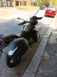 CF MOTO MT 650