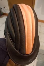 Casco morbido per bici. Gore-Tex. 