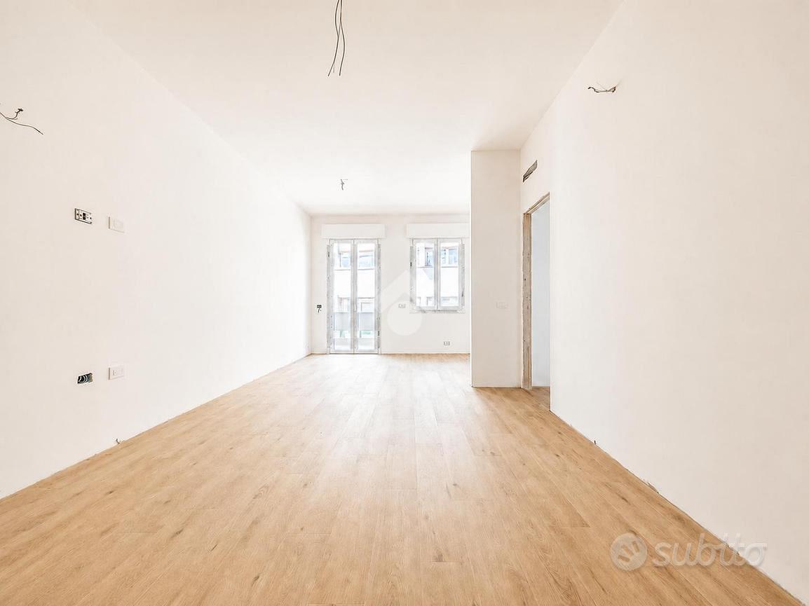 5 LOCALI A CAMPI BISENZIO - Vista 5