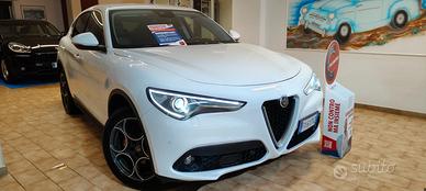Alfa Romeo Stelvio 2.2 Turbodiesel 190 CV AT8 Q4 S