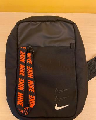 tracolla nike