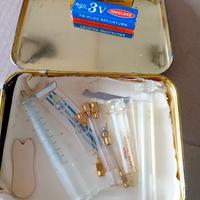 set  di siringhe anni 60