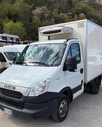 IVECO frigo 35c15