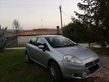 FIAT Grande Punto - 2009