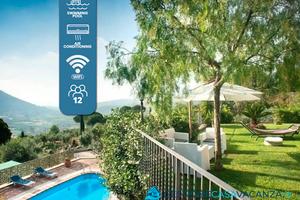 Villa con piscina 12 posti