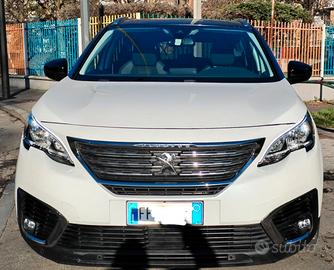 PEUGEOT 5008 1.6BlueHDi 120 S&S EAT6 Business 7p