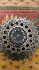 pacco pignoni shimano 16-27 10V