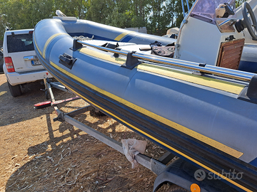 Gommone Marlin con Etech40 Evinrude e carrello str