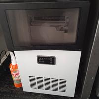 macchina per il ghiaccio 