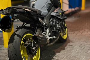 Yamaha MT-10 Night Fluo CP4
