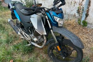 Moto incidentata