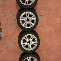 N.4 cerchi in lega+pneumatici Alfa Mito 2011