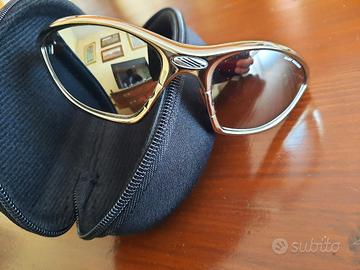 occhiali da sole 