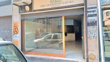 Locale Commerciale Fronte Strada a Pescara