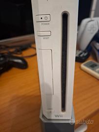 Nintendo Wii con giochi e accessori