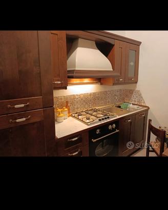 cucina completa praticamente nuova
