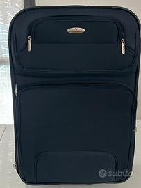 Trolley Roncato con ruote danneggiate