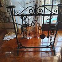 Antico Alare in ferro battuto