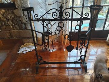 Antico Alare in ferro battuto