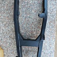 Z750 forcellone riverniciato