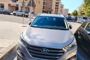 auto hyunday tucson in condizioni ottime