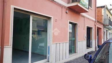 MULTILOCALE A CAPOTERRA