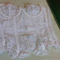 corsetto pizzo