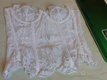corsetto pizzo