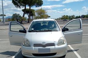 Toyota Yaris prima serie 1.0i