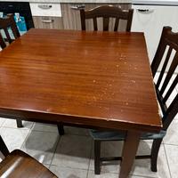 Tavola kn legno piu 4 sedie