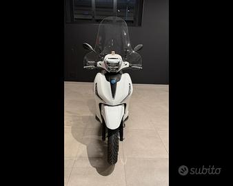 PIAGGIO Beverly - Beverly 300 hpe abs-asr my21