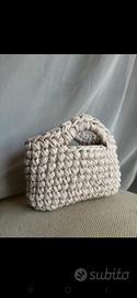 Pochette in fettuccia