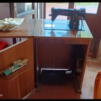 Mobile macchina da cucire