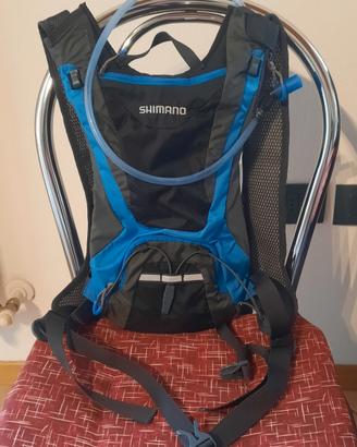 Zainetto Shimano con sacca per liquidi 