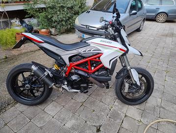 DUCATI HYPERMOTARD 939 2016