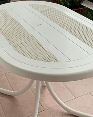 tavolo da terrazzo