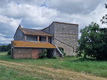 Casale a Amelia