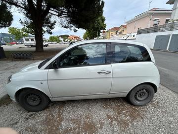 Lancia Ypsilon 1.3 MTJ bianca Diesel