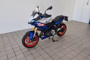 BMW Motorrad F 900 XR